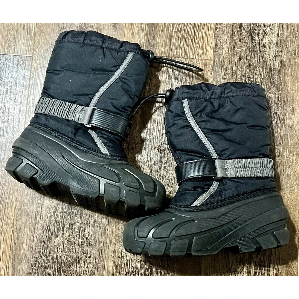 Sorel Flurry TP Insulated Snow Winter Boots NY1965-016 Black Grey Boys Size 1